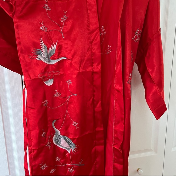 Vintage Light Salmon Pink Robe with Embroidered Crane & Chinese Characters - Picture 6 of 11